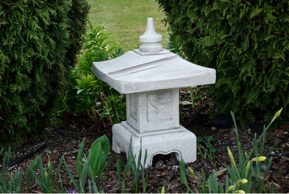 Feng Shui, figura ogrodowa, rzeźba, japońska odlewana z kamienia dekoracja ogrodowa, figura domu