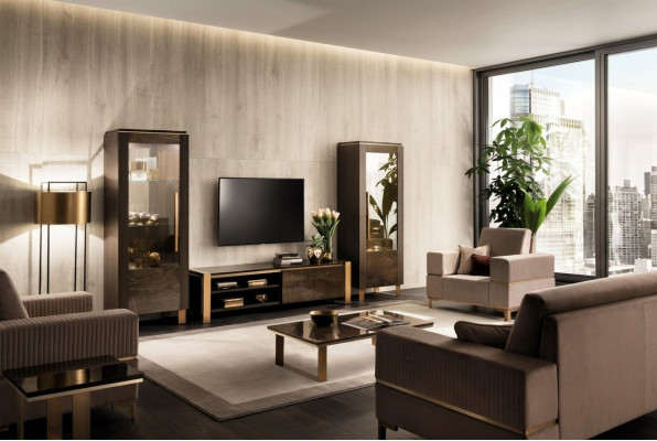 Jednostka ścienna Szafka pod telewizor Elegante Gablota Living Room Design Classic 3-częściowa.
