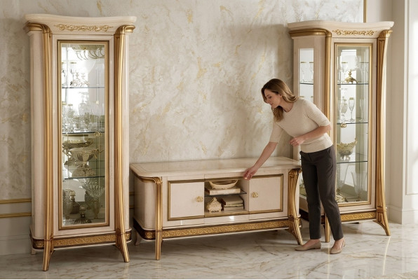 Kredens do salonu 2x Gablota 3-częściowy. Jednostka ścienna Meble arredoclassic Set Design