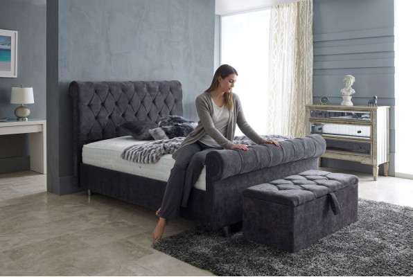Chesterfield Design Aksamit Łóżko Luksusowe łóżko Włókiennicze Sypialnia Double