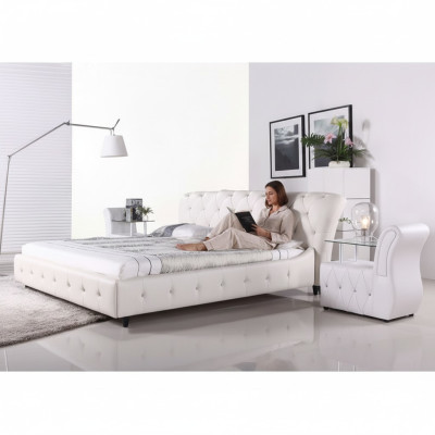 Białe tapicerowane designerskie łóżko Chesterfield Sypialnia Włókiennicze Meble