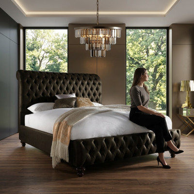 Duże luksusowe designerskie łóżko Chesterfield Podwójne łóżko Sypialnia łóżka