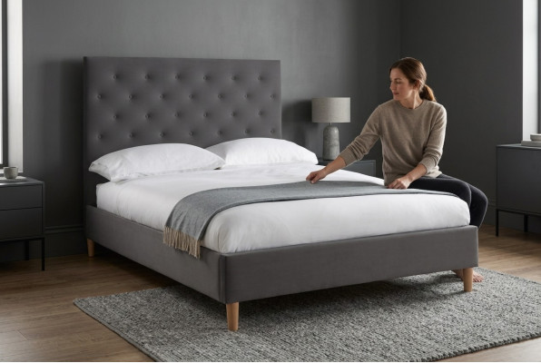 Łóżko Podkładka Design Luksusowe podwójne łóżko hotelowe Sleep Pokój Chesterfield Grey