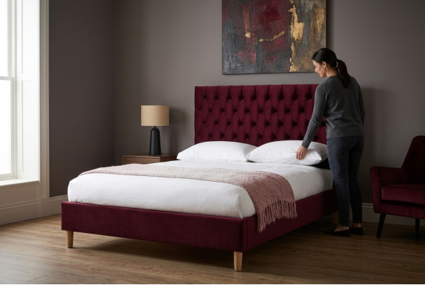Red Chesterfield Łóżko tapicerowane Podwójne łóżko Big XXL designerskie luksusowe łóżko