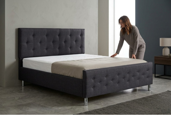 Chesterfield Bed Okantowane łóżko Łóżka Big XXL Designer Luxury Bed Nowy