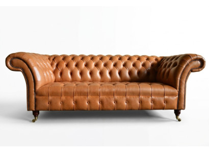 Jasnobrązowa nowoczesna trzyosobowa kanapa designerska Chesterfield