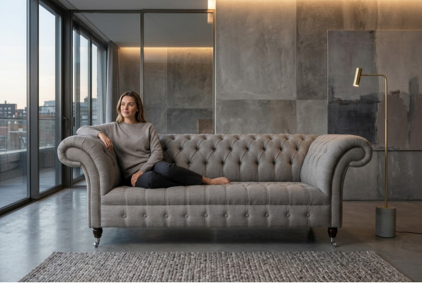 klasyczna sofa Chesterfield w stylu 3-osobowym pokryta aksamitem i skórą o długości 225 cm