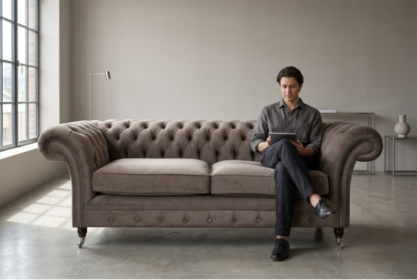 Luksusowa trzyosobowa sofa do salonu Tauper Chesterfield z 3-osobową kanapą
