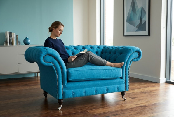 Niebieska sofa Kanapa Chesterfield Meble siedzące Tekstylia Materiał Skóra Kanapy Nowe