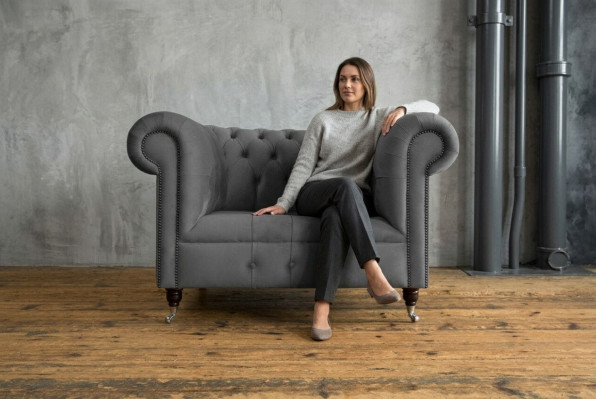 Fotel 1-osobowy Chesterfield z teksturowaną tapicerką, luksusowy design sof, sofa materiałowa.