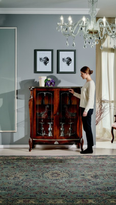 Chic Design Meble Luksusowe Drewno Gablota Style Antyk Barokowa Szafa Włoskie Kredens