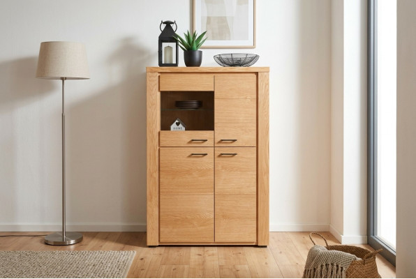 Gablota Kredens Szafa prezentuje barek do salonu Szafki Design Kredens