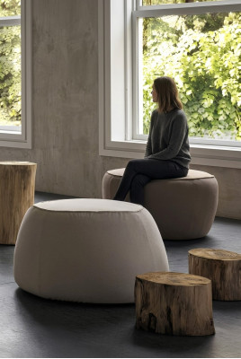 Stołek Pufa Pufa Pufa Podnóżek Ottoman Aksamit 50x67m Włókienniczy