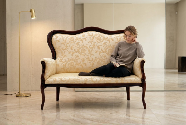 Sofa dwuosobowa 2 miejsce do siedzenia Classic Podkładka Nowe Kanapy Ławka Kanapa Sofy Meble