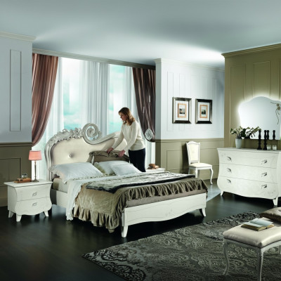 Łóżko klasyczne Luksusowe łóżko Chesterfield Meble Sypialnia Baroque Hotel Materiał