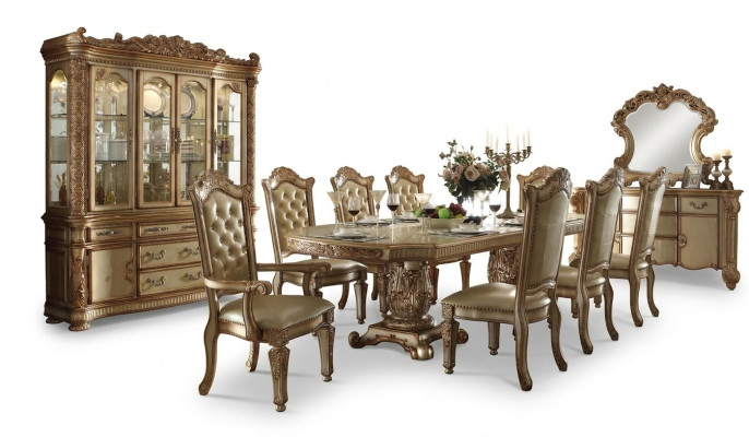 Royale Chesterfield jadalnia Ustaw Noble Stół obiadowy z Chesterfield x8 krzeseł