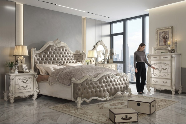 Klasyczne łóżko barokowe Chesterfield hotel dwuosobowy w stylu rokoko Skóra Antyk