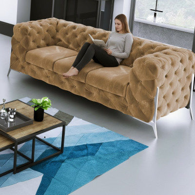 Chesterfield trzyosobowy, komfortowy, designerski pokój dzienny z 3 miejscami do siedzenia na kanapie