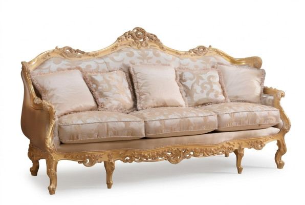 Klasyczna trzyosobowa sofa w kolorze brązowym Meble