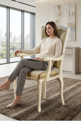 Krzesło Classic Design 1 miejsce do siedzenia Fotel Drewno Krzesła Włoskie Meble Nowe