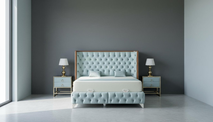 Sypialnia Zestaw Białe Metalowe Łóżko Chesterfield Luxury Style 2x Szafki nocne 3-częściowe.