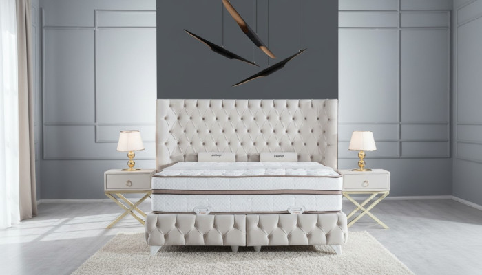 Zestaw Sypialnia Biały Boxspring Łóżko Chesterfield Eleganckie 2x Szafki nocne 3-częściowe.