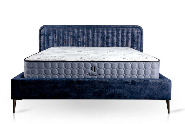 Łóżko Blue Podwójne łóżko Sypialnia Drewno Meble Design Elegancki Podkładka Materiał Nowość