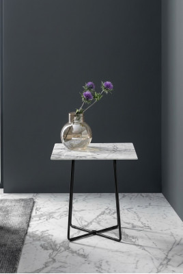 Stolik pomocniczy ze stali nierdzewnej, blat z marmuru, stół kawowy - design stołu salonowego