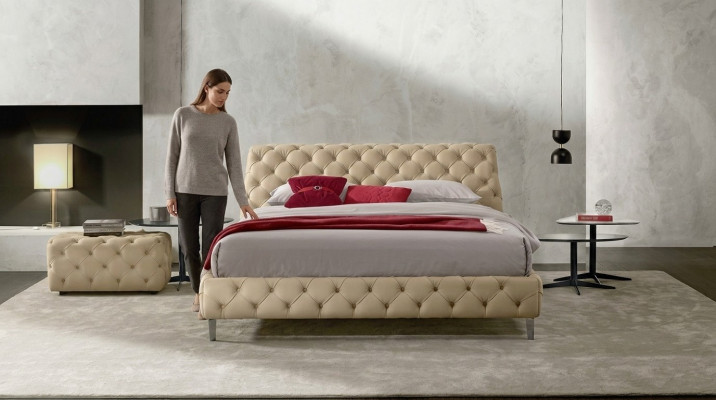 Łóżko Chesterfield Luksusowe łóżko Drewniana rama łóżka Meble Design Nowoczesne ramy łóżek