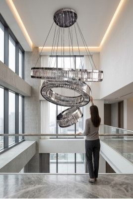 Lampa sufitowa w stylu Silver Lampa sufitowa do salonu Lampa Lampa 120x175
