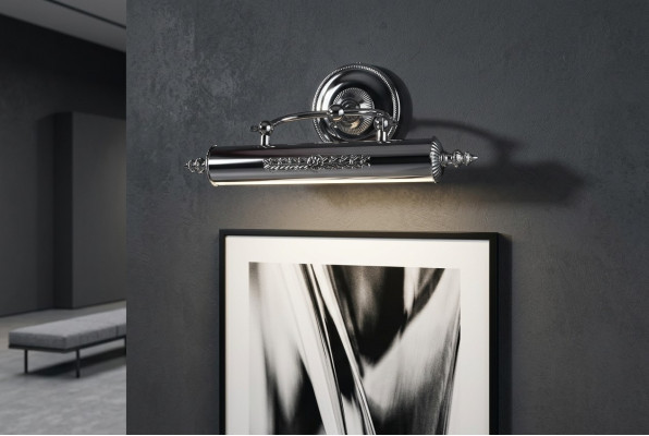 Piękna lampa ścienna do salonu z metalową podstawą luksusową