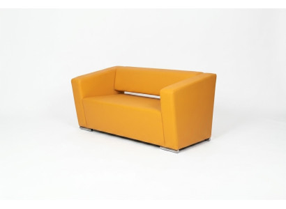 Żółta sofa, luksusowa dwumiejscowa kanapa, meble tekstylne do wnętrz biurowych