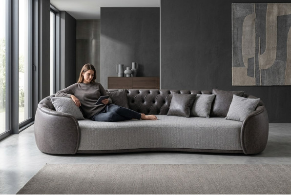 Sofa czteroosobowa Chesterfield 4 miejsce do siedzenia Sofa z szarej tkaniny Sofa tapicerowana z materiału