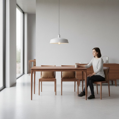Klasyczny Stół obiadowy do jadalni brązowy Stół drewniany z drewna Tabela 130 cm