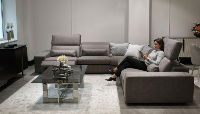 Sofa w kształcie litery L Nowoczesna kanapa narożnikowa Zestaw do salonu Umeblowanie Design stolik kawowy