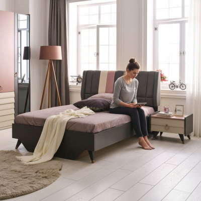 Luksusowa Sypialnia Stolik nocny łóżka Łóżko Kompletny zestaw designerskich mebli