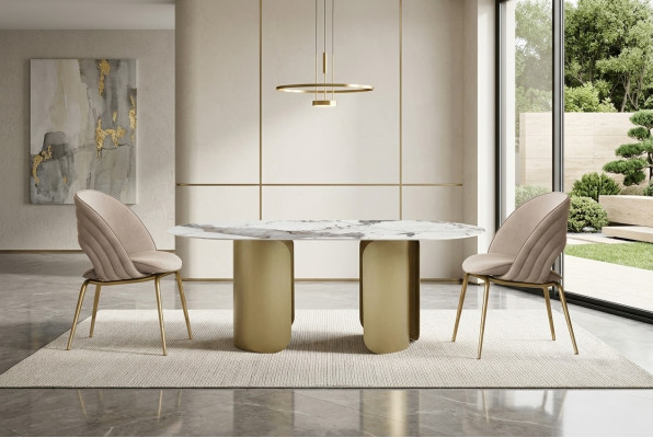 Ekskluzywny zestaw do jadalni nigdy nie jest na 5 sztuk. Stół obiadowy + 4x Krzesła Luxury Complete