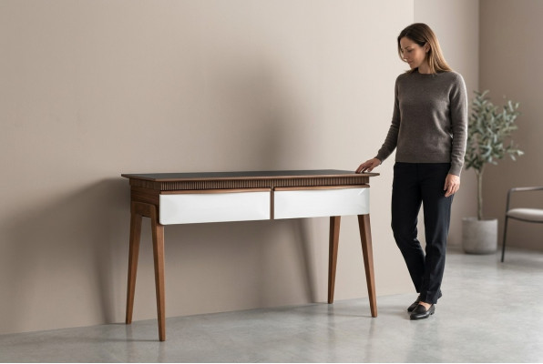 Salon Brązowy Stół konsolowy Nowoczesne Drewno Tabela konsola Luxury Design