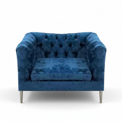 Meble tapicerowane w kolorze niebieskim, fotel Chesterfield, nowoczesny salon, tapicerowany siedzisko