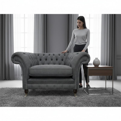 Fotel Chesterfield, meble tapicerowane z luksusowego materiału do salonu Chesterfield.