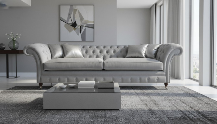 Luksusowa sofa dwuosobowa Chesterfield w szarej tapicerce, projektant.