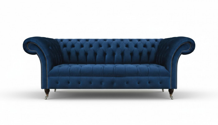 Ciemnoniebieska sofa Chesterfield do salonu, designer trzyosobowe siedzisko