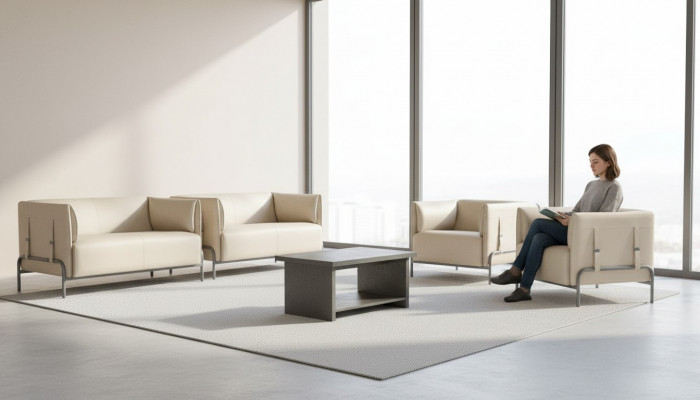 Beżowe meble do biura projektanta 2 razy dwuosobowa ekskluzywna sofa stół