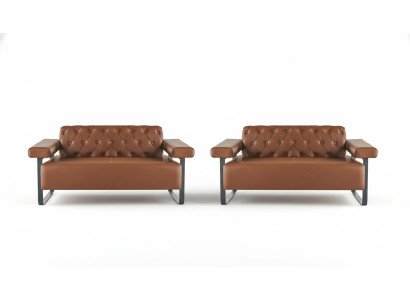 Brązowe sofy Chesterfield z skóry, szczotkowanej stali nierdzewnej, oryginalne, nowoczesne, dwuosobowe, z guzikami.