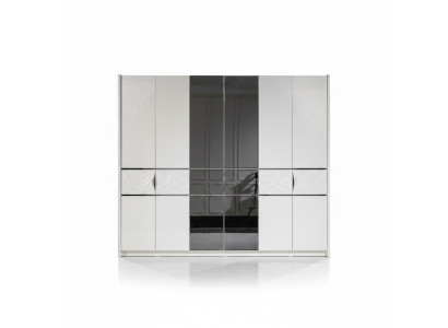 Weißer Kleiderschrank aus Holz im eleganten Design