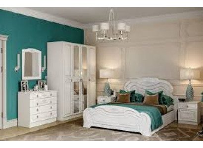 Weiße Schlafzimmer Garnitur Designer Holzbett Kleiderschrank Tische